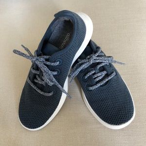 Allbirds Tree Runner in Kauri Blue W7